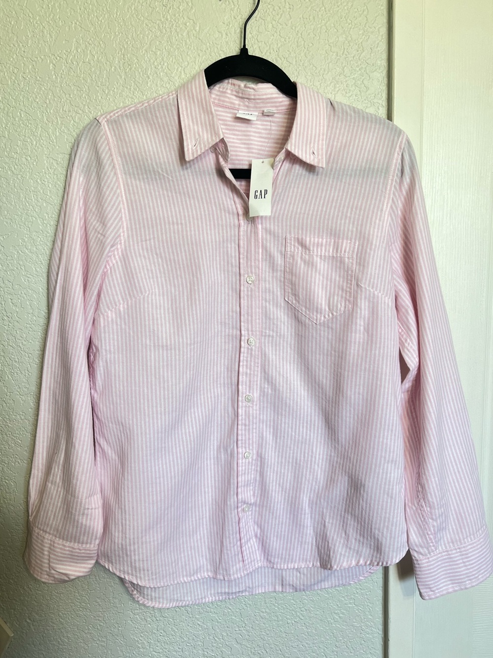 GAP Boyfriend Fitted Pink Stripes Button Down Shirt NWT